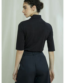 Cecily Turtleneck Top In Black XS, S