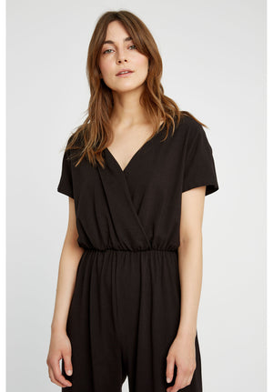 Evelyn Jumpsuit in black