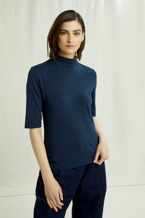 Cecily Turtleneck Top In Nay