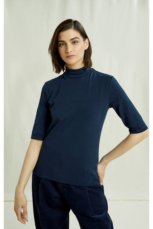 Cecily Turtleneck Top In Nay